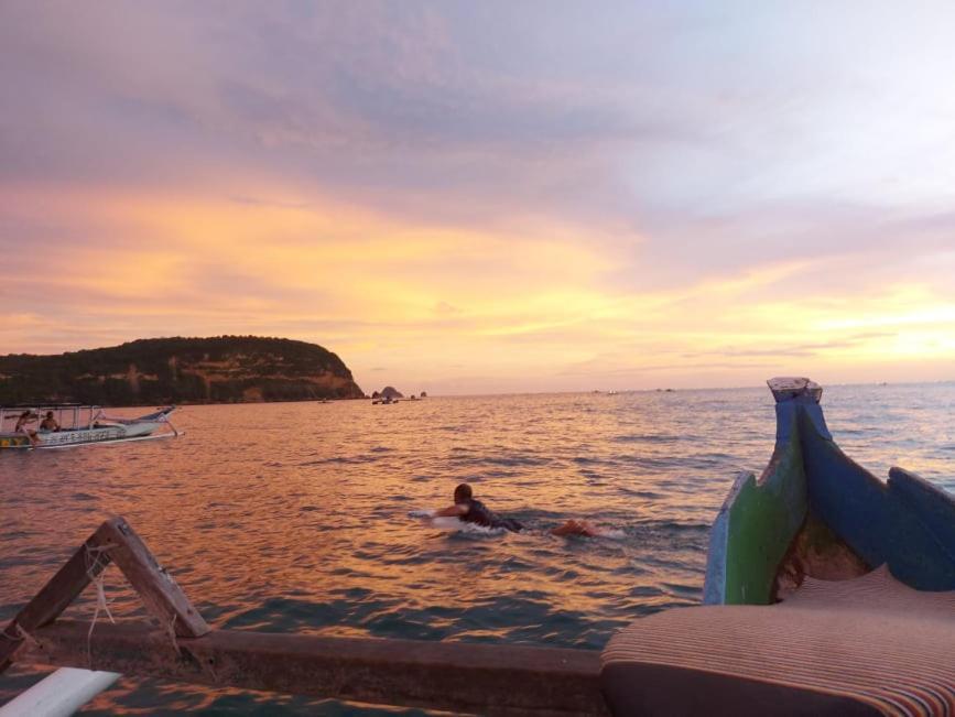 Twiny'S Hotel Kuta  Екстериор снимка